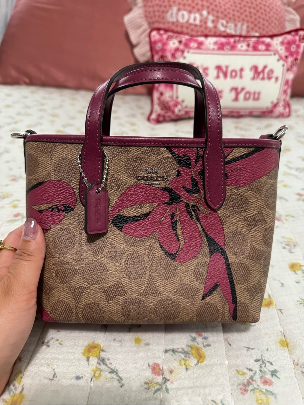 SOLD❣️❣️❣️Coach Mini City Tote Signature Canvas with Pink Bow